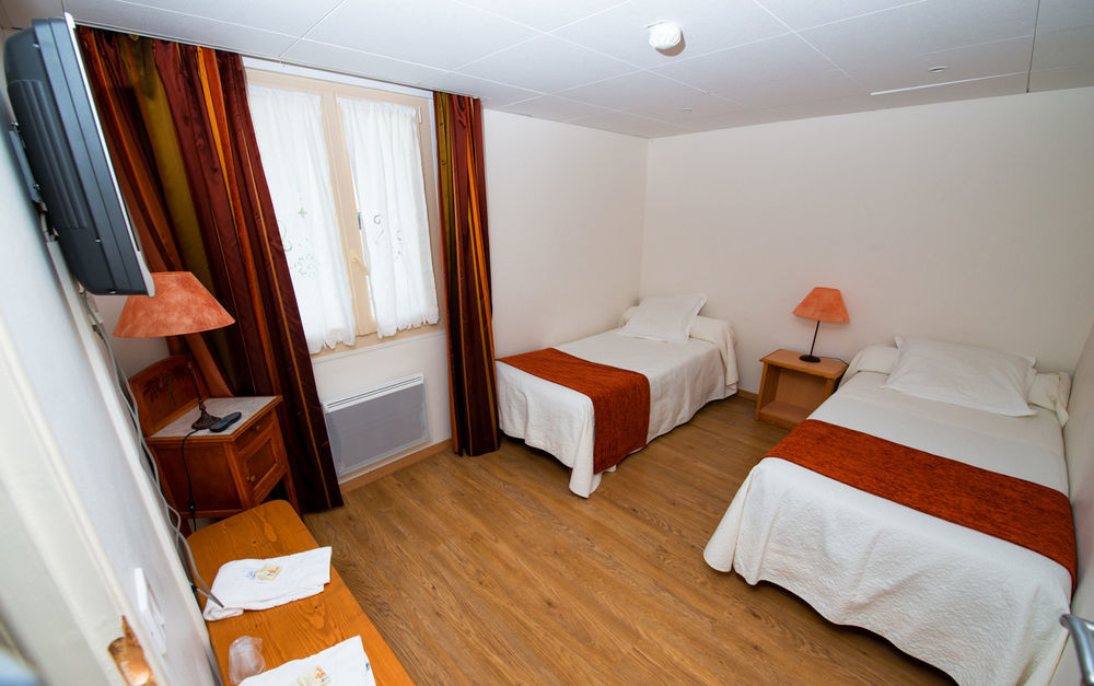 Nouvel Hotel Du Commerce Castellane Exteriör bild