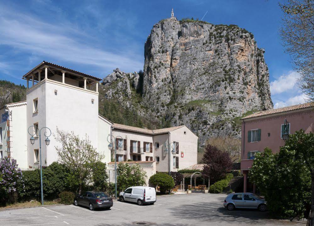 Nouvel Hotel Du Commerce Castellane Exteriör bild